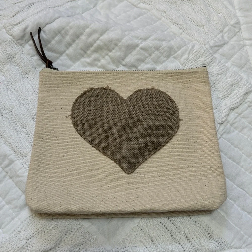 Sugarboo Designs Heart Pouch - Picture 9 of 9